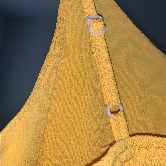 NWT Shirred Mock Buttoned Cami Peplum Top - Picture 5 of 6